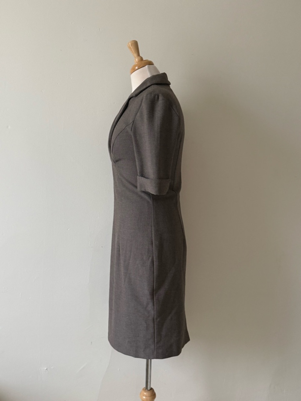 Vintage Le Château Structured Wrap Style Dress Brown Career Minimalist Midi Y2K - Picture 6 of 12